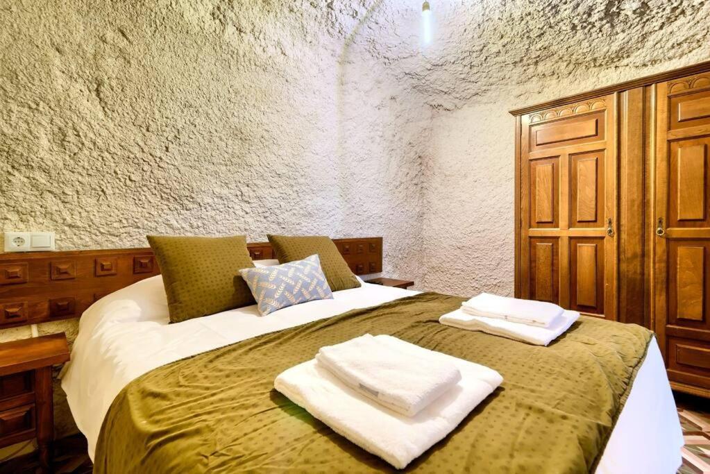 Cueva Con Jacuzzi A 20 Minutos De Valencia Villa Benaguacil Luaran gambar