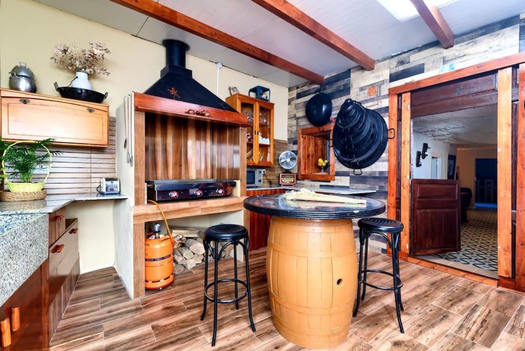 Cueva Con Jacuzzi A 20 Minutos De Valencia Villa Benaguacil Luaran gambar